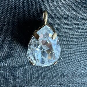 Elegant Teardrop Pendant